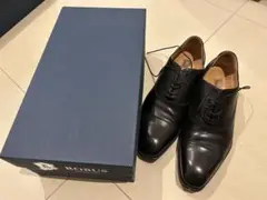 ROBUS ブラック ドレスシューズ