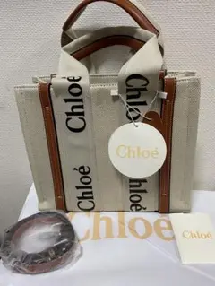 クロエ ストラップ付き woody スモールトートバッグ ブラウン