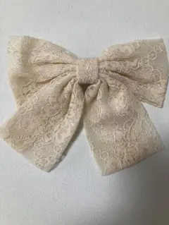 ベージュレースバレッタ