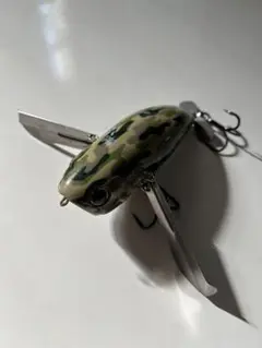 メガポンパドール　ジャッカル