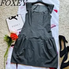 【美品】FOXCYNEWYORK ノースリーブ膝丈ワンピース グレー 38