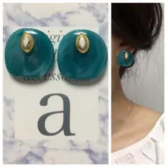 Item thumbnail for item d385becd-a8ca-45ab-92fd-a7a8590ee637
