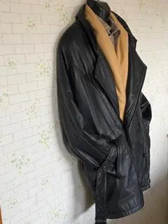 美品☆ディスコ上質革トレンチコート☆ラムのずっしりとあったかく寒風をはじく