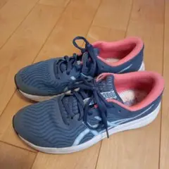 ASICS シューズ ネイビー/ピンク