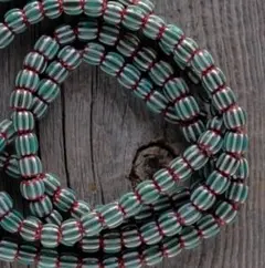 ＊Chevron beads