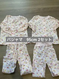 さくらんぼ柄 夏パジャマ 2セット 95cm