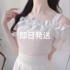 evelyn 胸元レースラメニット ホワイト 胸元レースラメニット｜evelyn（エブリン）公式通販サイト