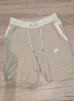 NIKE ナイキ ショートパンツ サイズS ベージュ