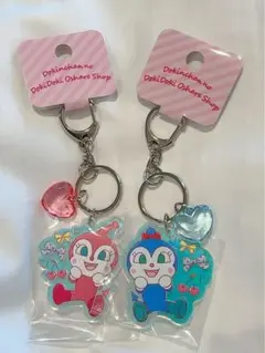 新商品　アンパンマンミュージアム限定オーロラチャーム ドキンちゃん&コキンちゃん