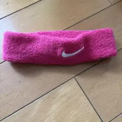 Item thumbnail for item e7e0cdf2-d4fb-4ad2-9f91-a71bd5e06509