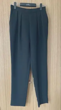 YECCA VECCA ブラックテーパードパンツ M