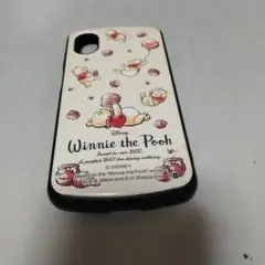 プーさんのスマホカバー