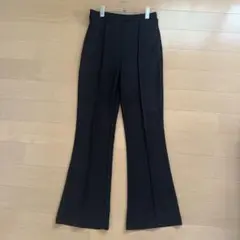 Forever21 ハイウエスト フレアパンツ 黒