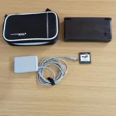 （ジャンク品）Nintendo DS ブラック 本体 、付属品、ソフト