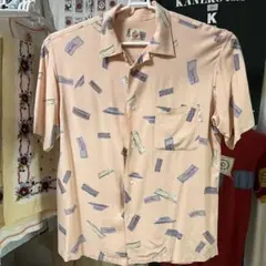メンズ　カネコ　イサオ　タグ柄　レーヨン　半袖　シャツ