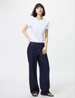 【新品未使用】UNIQLO ワイドストレートジーンズ　標準丈