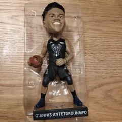 NBA ヤニス・アデトクンボ ミルウォーキー・バックス フィギュア