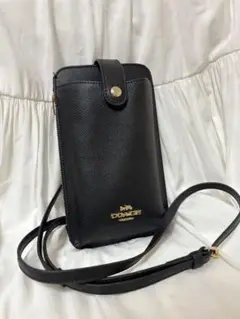 【美品 値下げ可】コーチスマホショルダーCOACH フォーン クロスボディ 黒