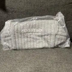 EVERYSKIN ギルティングポーチ グレー　ノベルティ