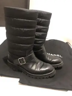 CHANEL boots