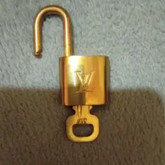 本日限定❗ルイヴィトン❗パドロック❗
