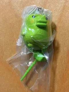 たまごっち　カラフルマルチチャーム　くちぱっち　ガチャガチャ