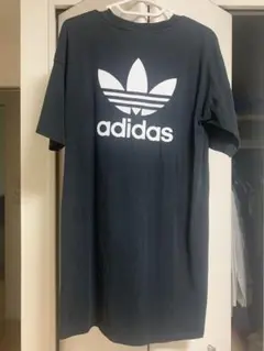 adidas ロングTシャツ