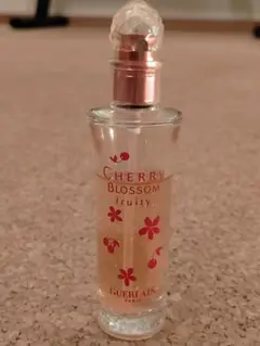ゲランチェリーブロッサム フルーティ
オーデトワレ
35ml