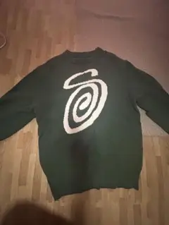 Stussy ストゥーシー ダークグリーン スワールロゴ ニットセーター L