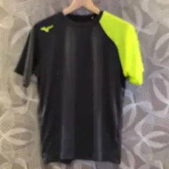 Mizuno 半袖スポーツウェア 黒/蛍光イエロー S
