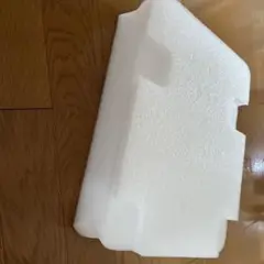 クッション材　白　スタイロフォーム？