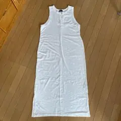 白　ノースリー　ワンピース　GAP