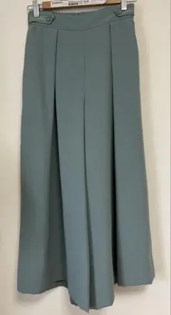 ナノユニバース　ミントグリーン ガウチョパンツ