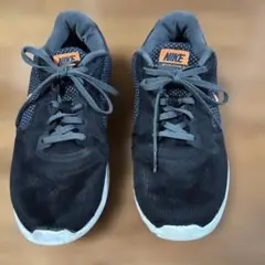 NIKEトレーニングシューズ