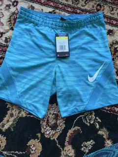 NIKE dry fit ハーフパンツ　Sサイズ　タグ付き未使用品　メンズ