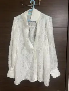 しまむら　花柄　ホワイト 長袖シャツ L