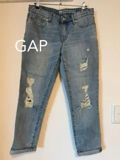 GAP ライトブルーダメージデニム