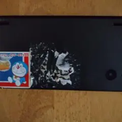 ニンテンドーDS 本体 (ドラえもん・ピーターラビット)