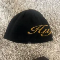 HUF 黒 ニット帽 ロゴ入り