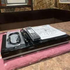 Item thumbnail for item 8ce59f6c-ee74-4122-a145-8f50235923c1