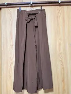 ブラウン ラップ風ワイドパンツ リボン付き