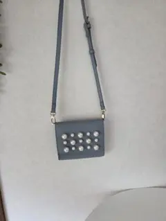 美品　ソルフレーサ　ミニショルダーバックお財布ポーチウエストポーチ　パール付き