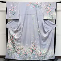 上品な薄紫地に小鳥や草花が描かれた華やかな訪問着 着物