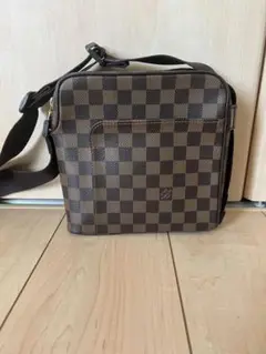 ルイヴィトン オラフ バック