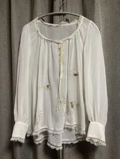 フランシュリッペ バンビの刺繍ブラウス シースルー