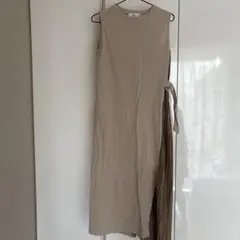 アズールバイマウジー　ロングワンピース　ノースリーブ　プリーツ　異素材