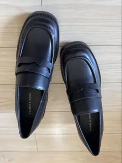 【新品未使用】CHARLES & KEITH ローファー 38