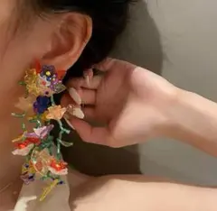 Colleen Toland コリン・トーランド クリーム色の花ブローチ 2025年最新】コリーントランドの人気アイテム - メルカリ