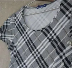 今月削除します★最終値下げ★BURBERRYLondon★ストレッチ入りTシャツ