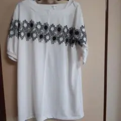 花柄刺繍 ホワイト 半袖チュニック